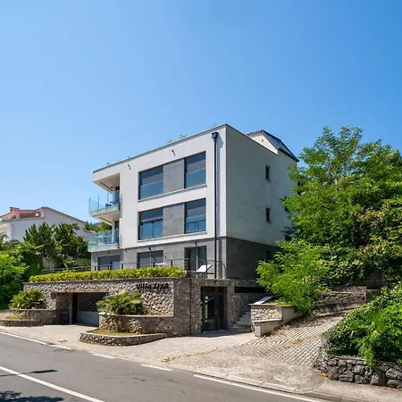 Appartamento Ziza-4 By Interhome